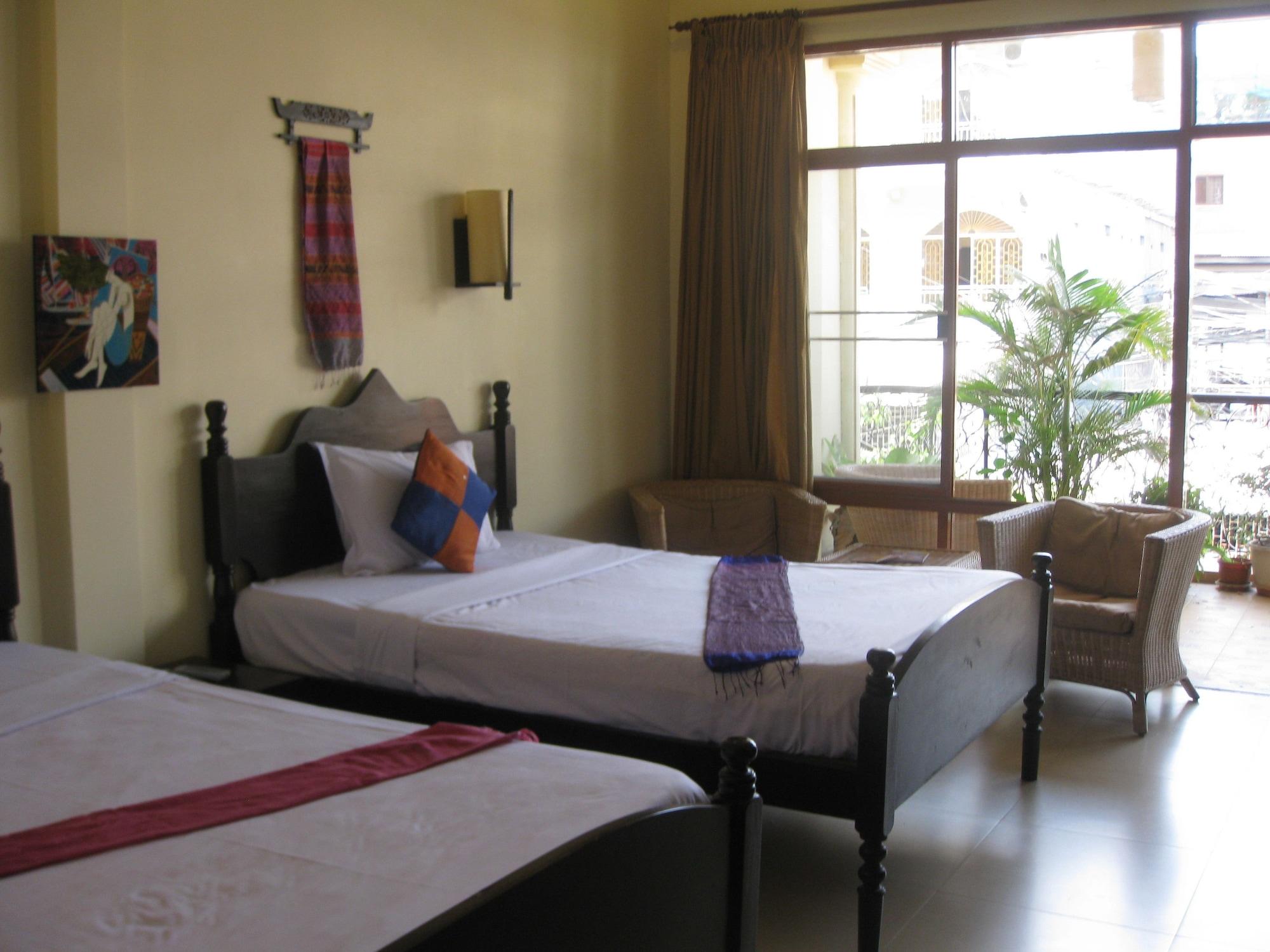 Comfort House Bed & Breakfast Phnom Penh Bagian luar foto