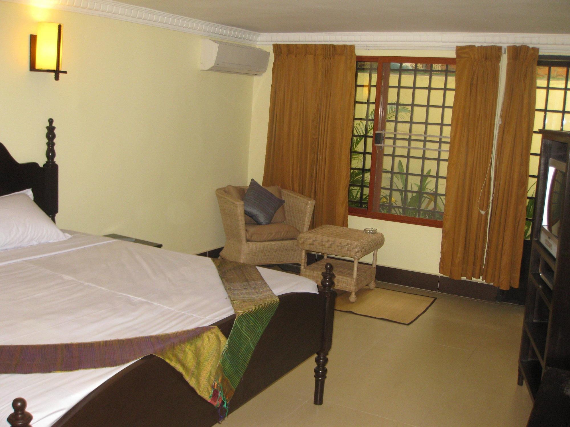 Comfort House Bed & Breakfast Phnom Penh Bagian luar foto