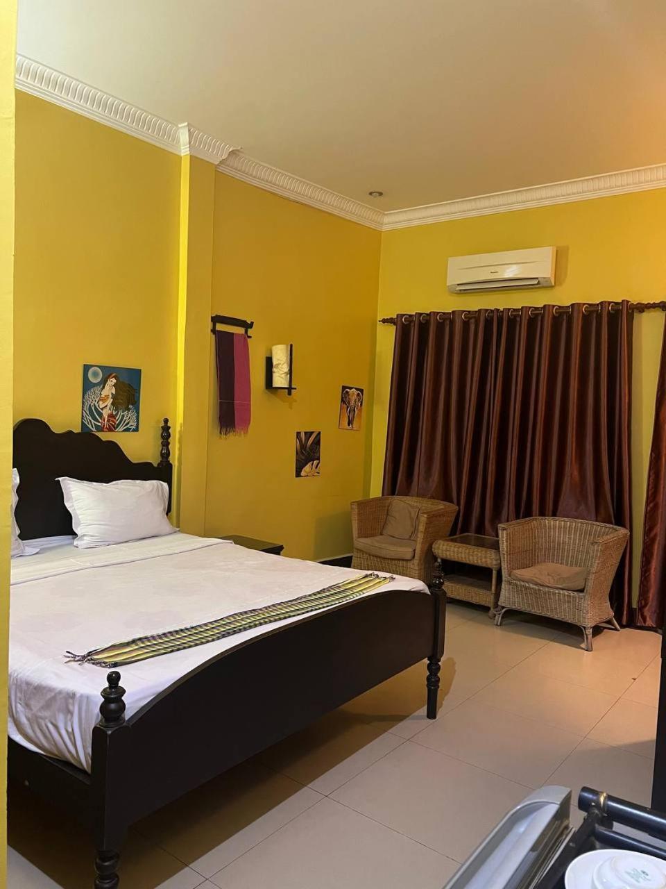 Comfort House Bed & Breakfast Phnom Penh Bagian luar foto