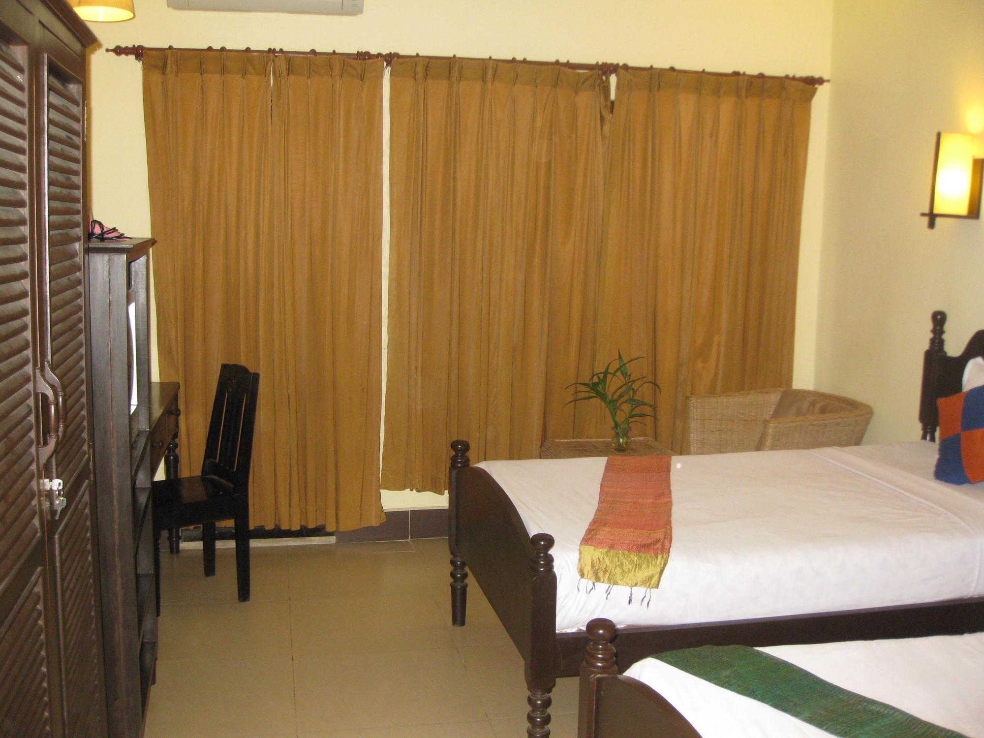 Comfort House Bed & Breakfast Phnom Penh Bagian luar foto