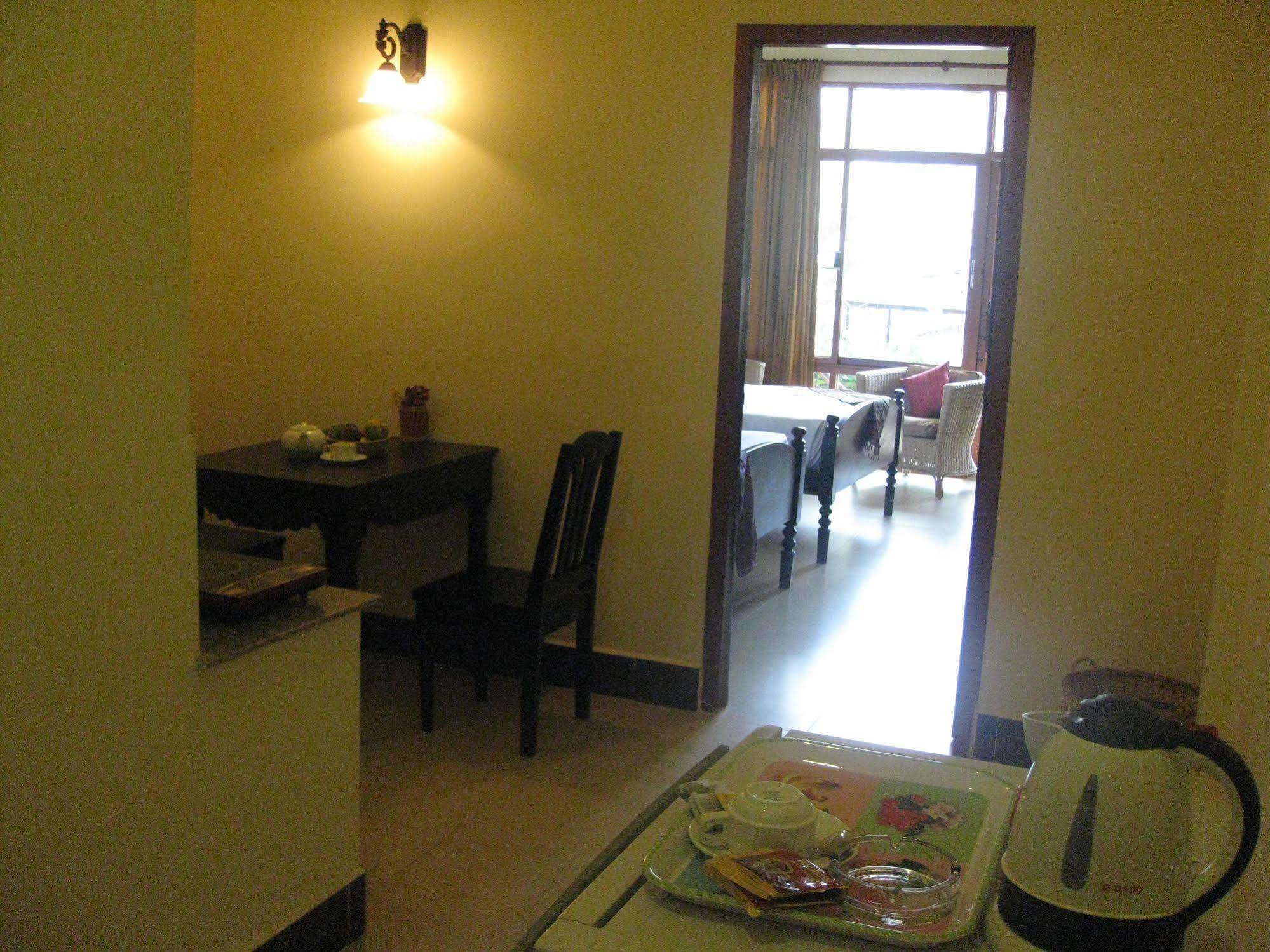 Comfort House Bed & Breakfast Phnom Penh Bagian luar foto